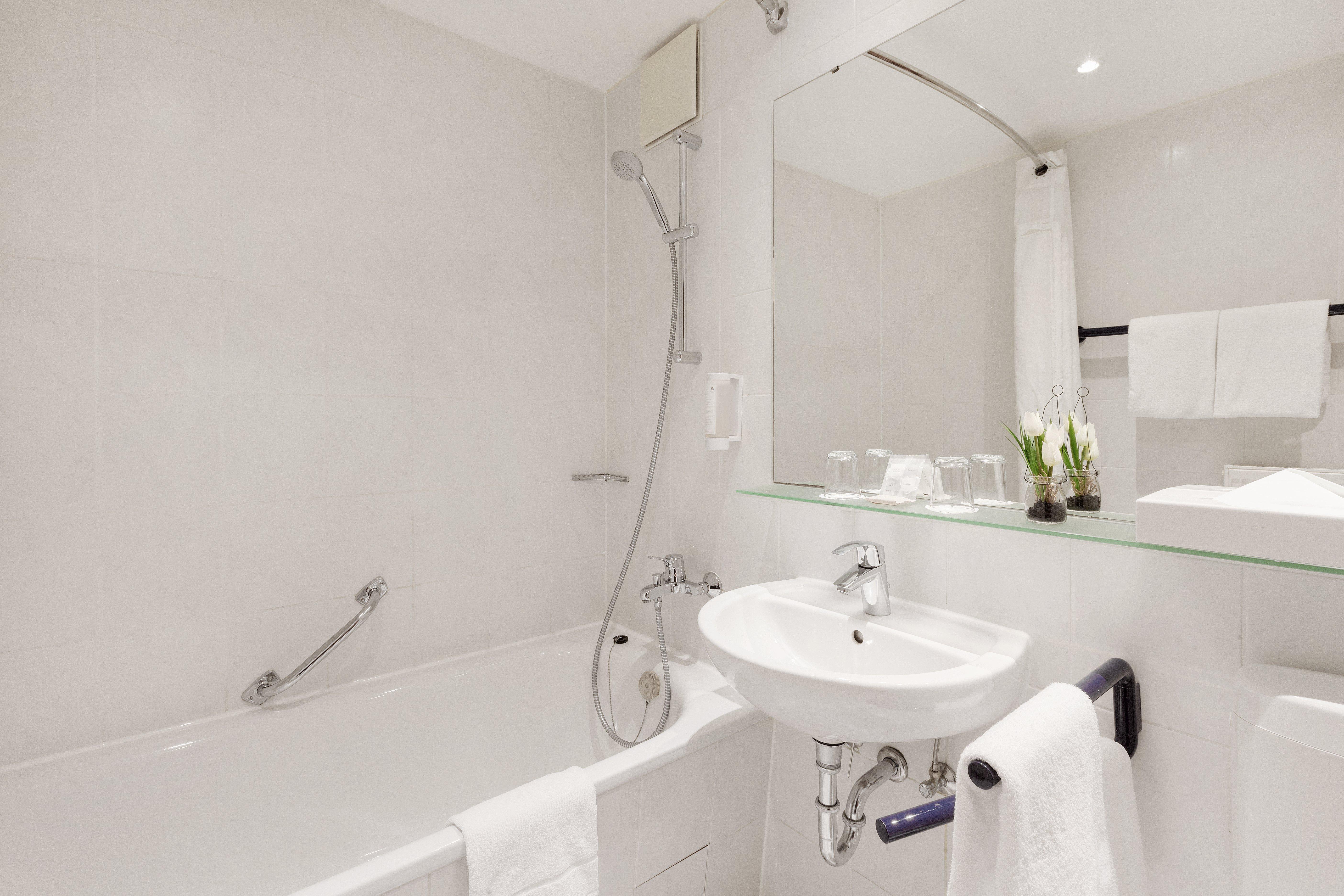 Holiday Inn Berlin City-East Landsberger Allee, An Ihg Hotel ภายนอก รูปภาพ