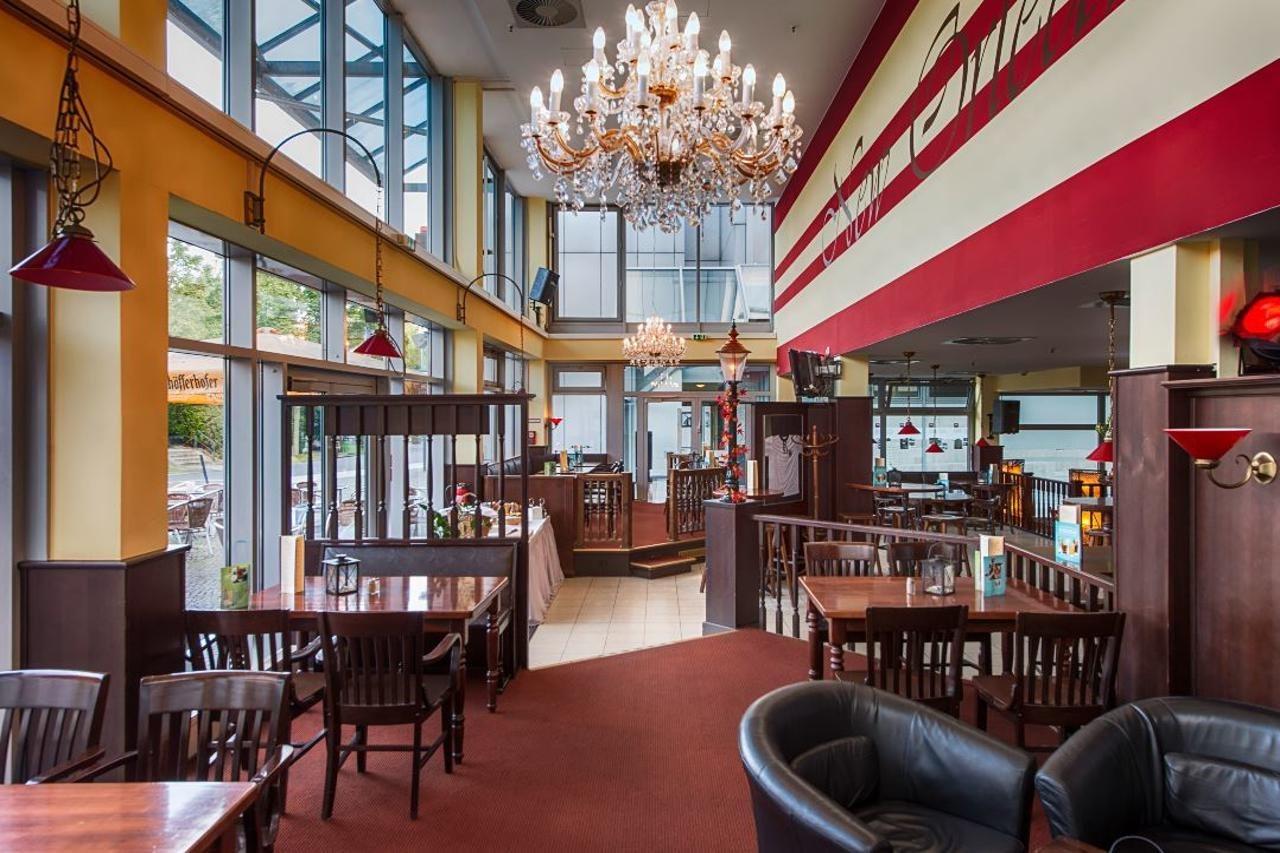 Holiday Inn Berlin City-East Landsberger Allee, An Ihg Hotel ภายนอก รูปภาพ